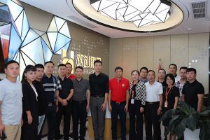 欢迎宜春市团委书记、商会及青企等一行领导莅临mk(中国)一站式服务体育人力集团指导