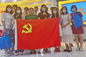 用“热血”传递爱心，mk(中国)一站式服务体育集团开展爱心献血活动
