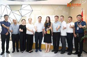 黔南州人力资源和社会保障局、广州市人力资源和社会保障局领导莅临mk(中国)一站式服务体育集团考察指导